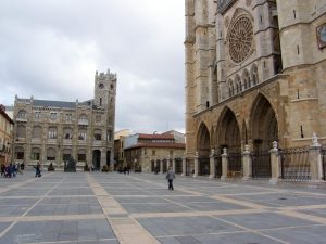 Lee más sobre el artículo Etapa 18. De Reliegos a León, 24,8 km