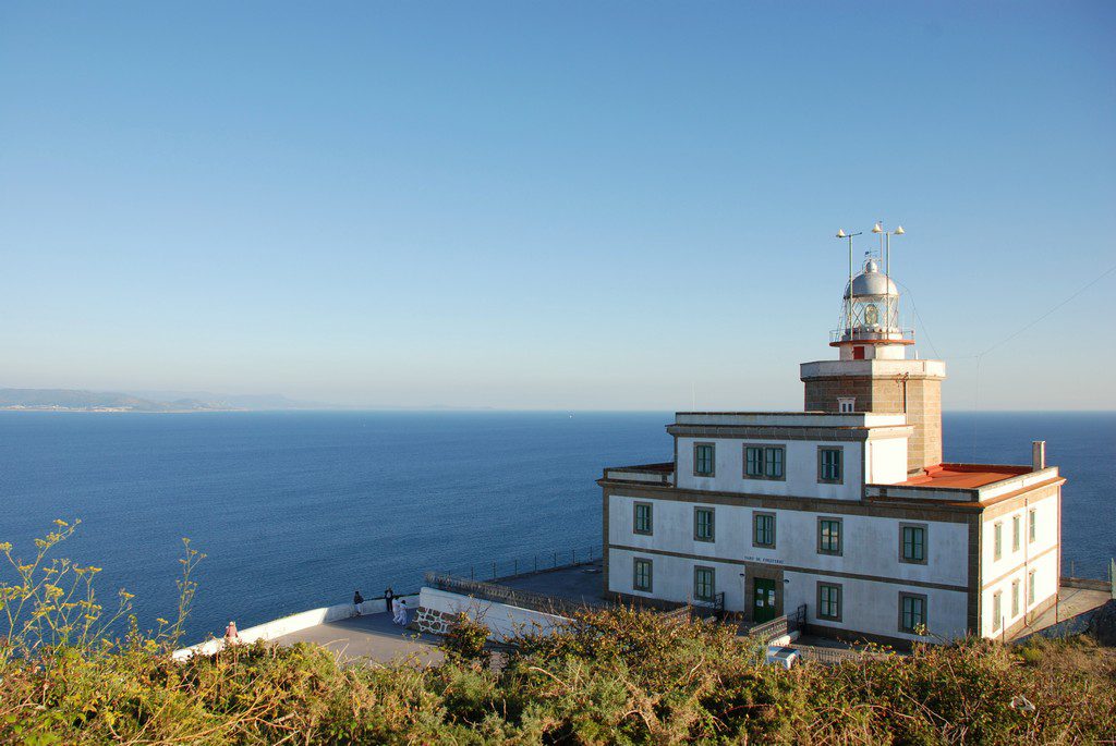 hacer el camino de santiago hasta finisterre y el faro