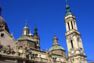 Lee más sobre el artículo Descubre la Basílica de Nuestra Señora del Pilar en tu camino de Santiago por Zaragoza