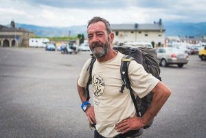 Lee más sobre el artículo Andoni Moreta, un hombre que decidió dejar su vida atrás, el eterno peregrino