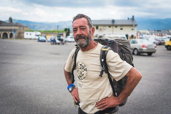En este momento estás viendo Andoni Moreta, un hombre que decidió dejar su vida atrás, el eterno peregrino