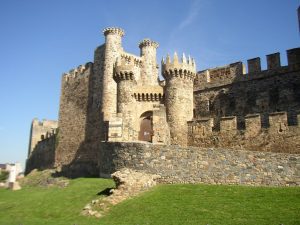 Lee más sobre el artículo Qué hacer en Ponferrada durante el Camino de Santiago