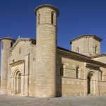 La iglesia de San Martín de Tours en Frómista en el camino de Santiago