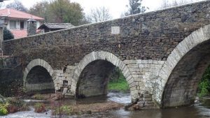 Lee más sobre el artículo El puente San Xoán  de Furelos en el Camino de Santiago