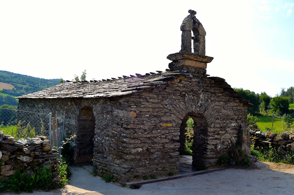 En este momento estás viendo Descubriendo la Ermita de San Pedro en Viduedo