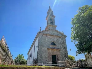 Lee más sobre el artículo Iglesia de San Paio de Sabugueira